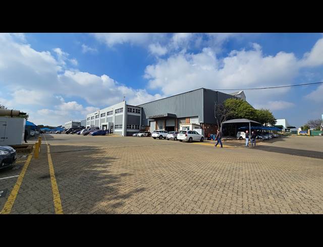 6,932M² WAREHOUSE TO LET IN SPARTAN